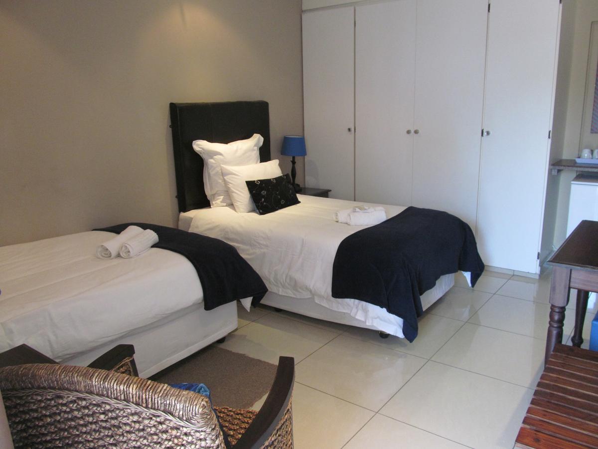 Bettie'S Luxury Lodge Kroonstad Rum bild
